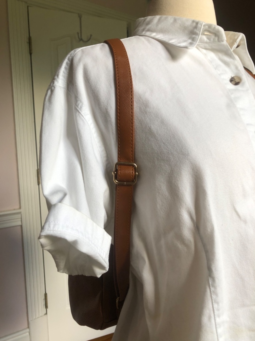 Small Chic Backpack - Picture 4 of 8